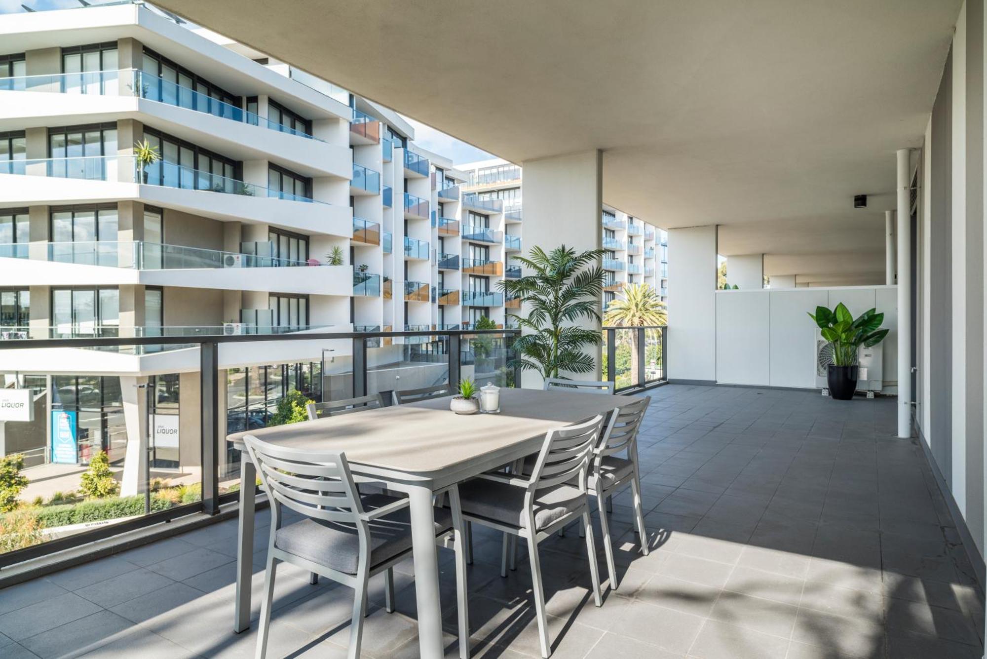 Caroline Serviced Aparthotel 4*